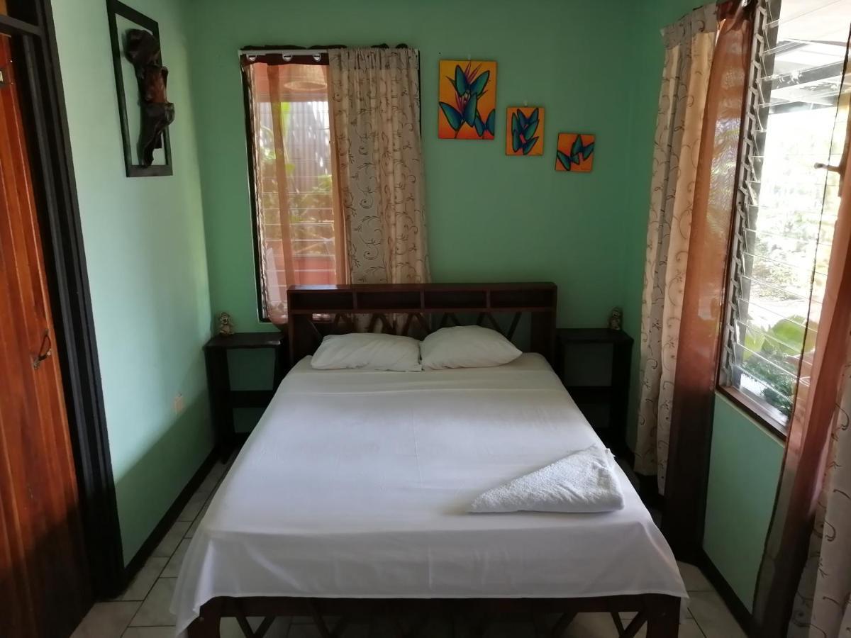 Red Frog Hotel La Fortuna Exterior photo