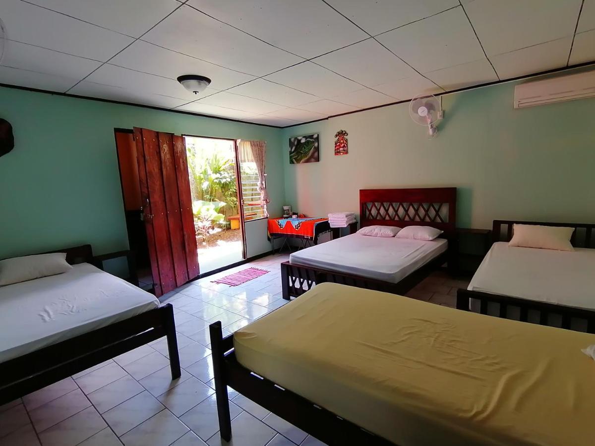 Red Frog Hotel La Fortuna Exterior photo