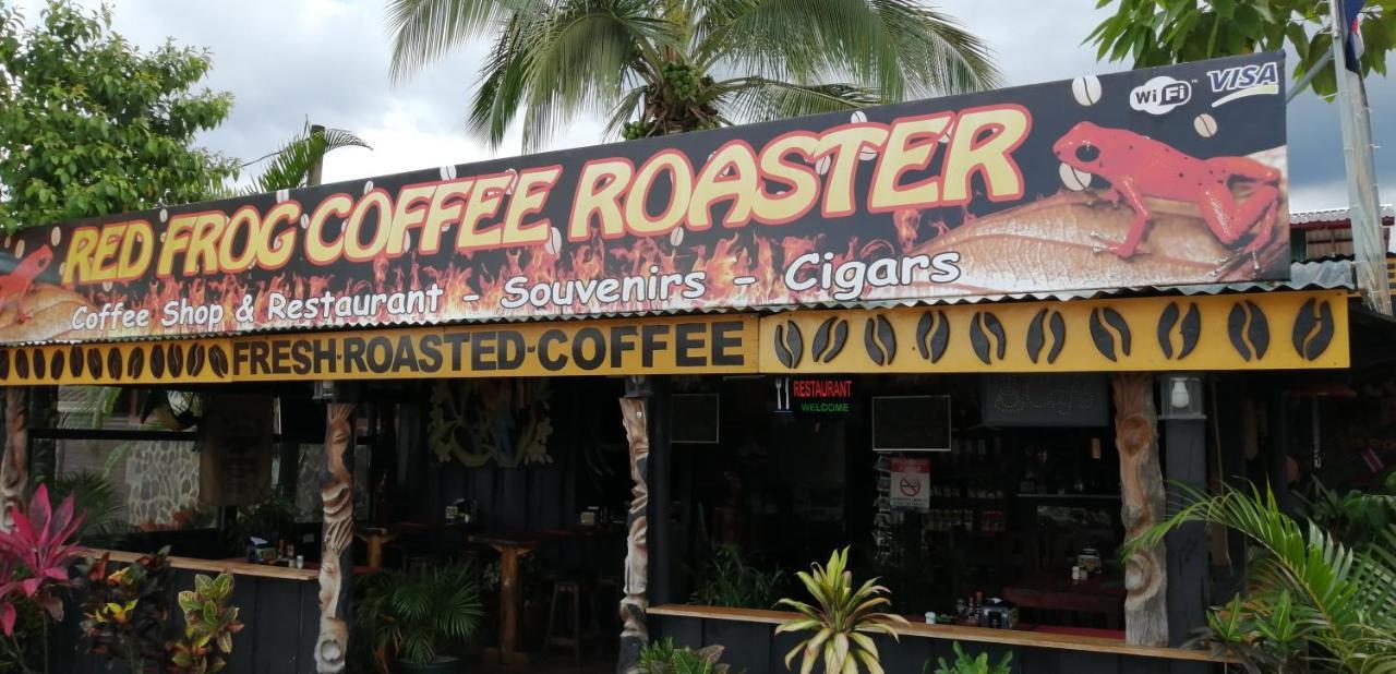 Red Frog Hotel La Fortuna Exterior photo